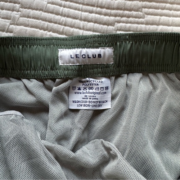 LE Club Shorts - Picture 4 of 4